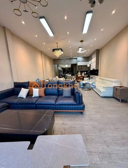 Nhà nguyên căn Nguyễn Thái Học 280m² 16 triệu/tháng - Sẵn sàng ở ngay