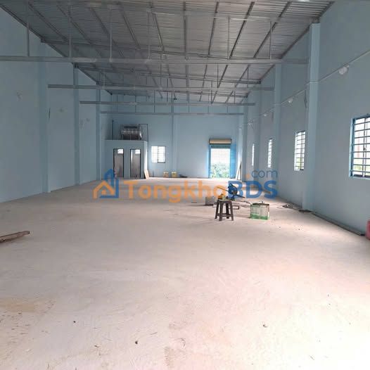 Kho 250m2 Lê Văn Quới Bình Tân 25tr - Hoạt động ngay