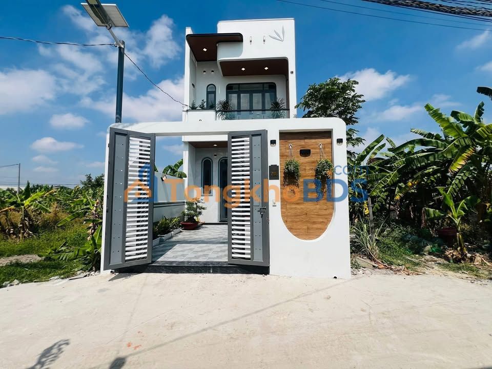 Nhà riêng Mỹ Hạnh Nam 90m² 2.48 tỷ - Sẵn sàng ở ngay