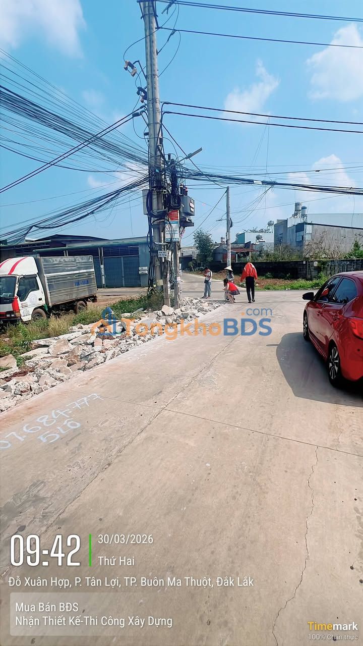 Nhà phố Đỗ Xuân Hợp 92m² 4 tỷ - Mặt tiền kinh doanh