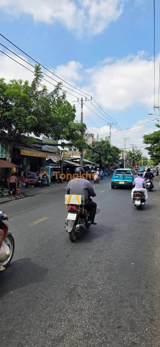 Nhà phố Hương Lộ 2 Củ Chi 125m² 1.4 tỷ - Mặt tiền kinh doanh