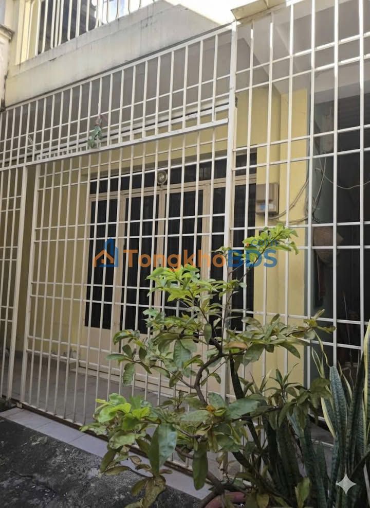 Nhà nguyên căn Đình Phong Phú Q9 75m²/8 triệu - Vị trí đẹp