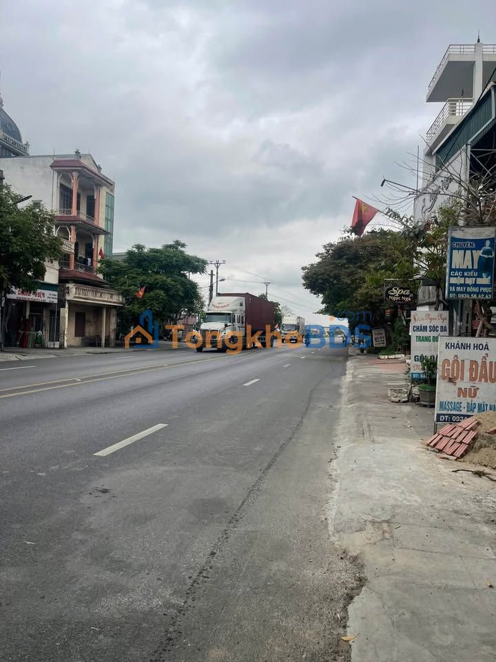 Nhà mặt đường Đông La Thái Bình 100m² – Ô tô vào tận nhà