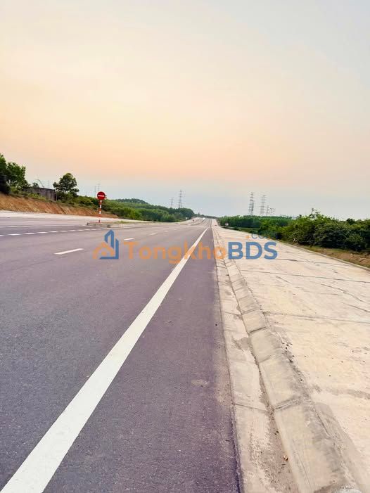 Đất Hùng Vương Triệu Ái 215m² 600-699 triệu - Sổ đỏ