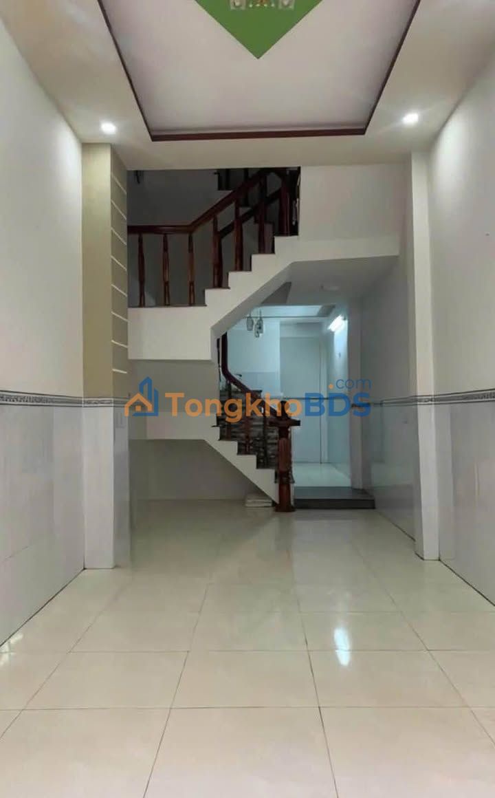 Nhà Nguyễn Văn Cừ Quy Nhơn 42m² - Ô tô vào tận nhà