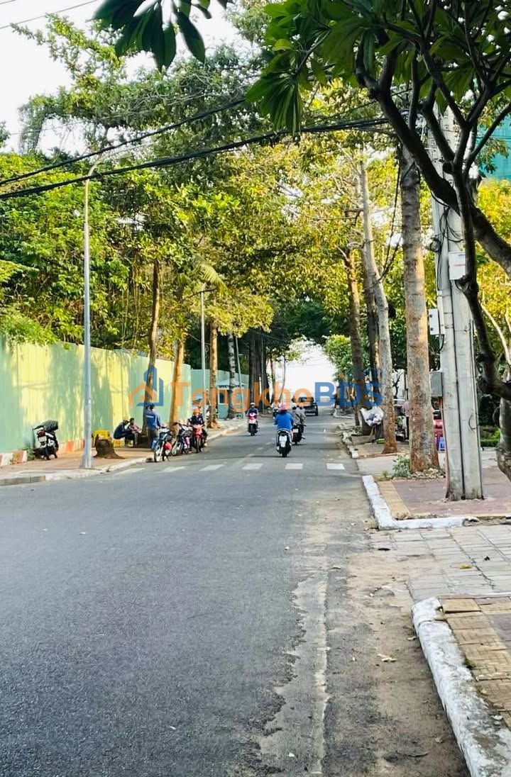 Nhà riêng Lý Thường Kiệt Vũng Tàu 105m² giá 12.999 tỷ - Ô tô vào tận nhà