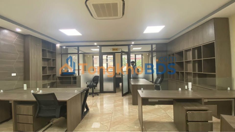 Văn phòng Trung Kính 80-120m², 12-23 triệu - Sẵn làm việc