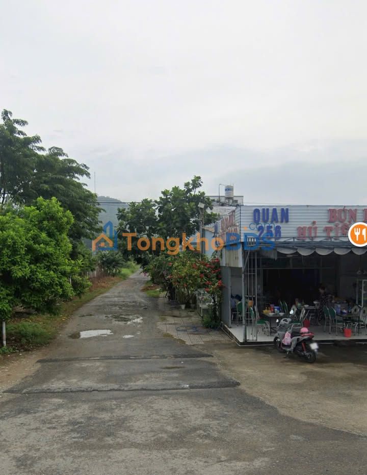 Nhà riêng Hàm Minh 140m² 1,6 tỷ - Ô tô vào tận nhà