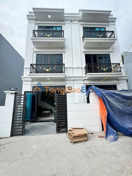 Nhà 3 tầng Nam Sơn 60m² 3.05 tỷ - Ô tô vào tận nhà