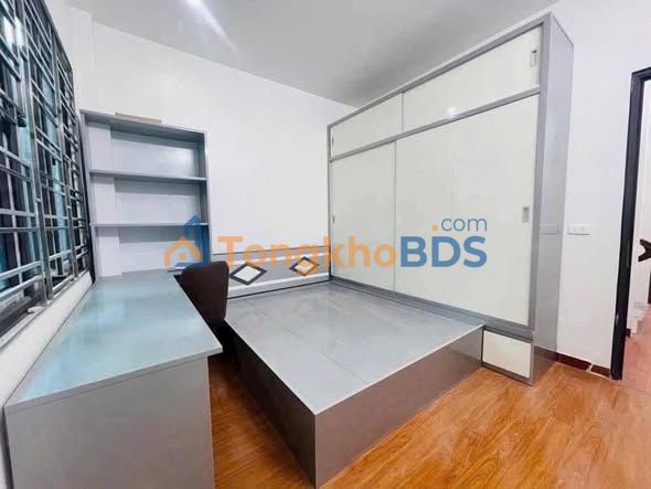 Nhà riêng Hoàng Mai 45m² giá 7.9 tỷ - Chính chủ bán