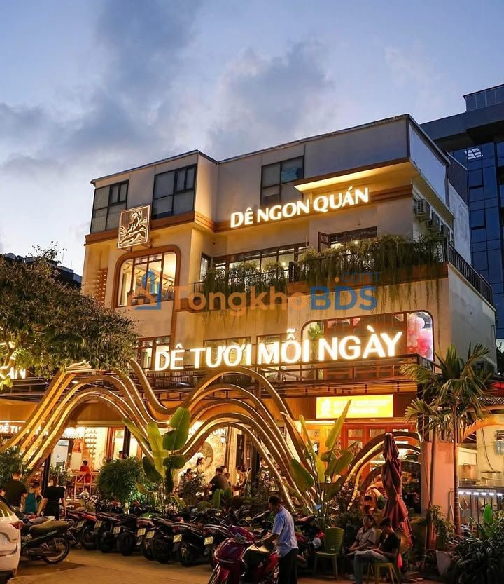 Nhà mặt phố Hàng Bún Ba Đình 120m² 35 triệu - Mặt tiền kinh doanh