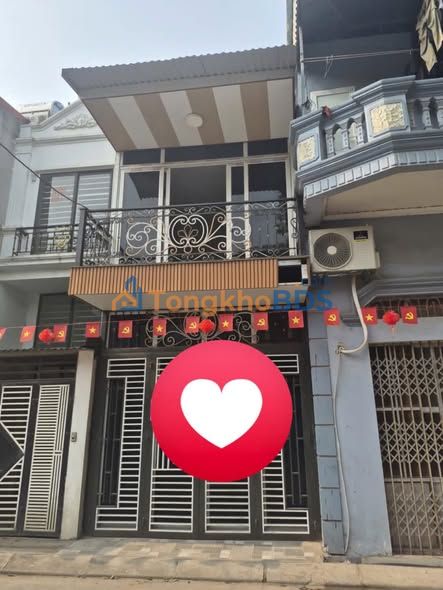 Nhà mặt Tả Thanh Oai 40m² 5 triệu - Ô tô đỗ cửa