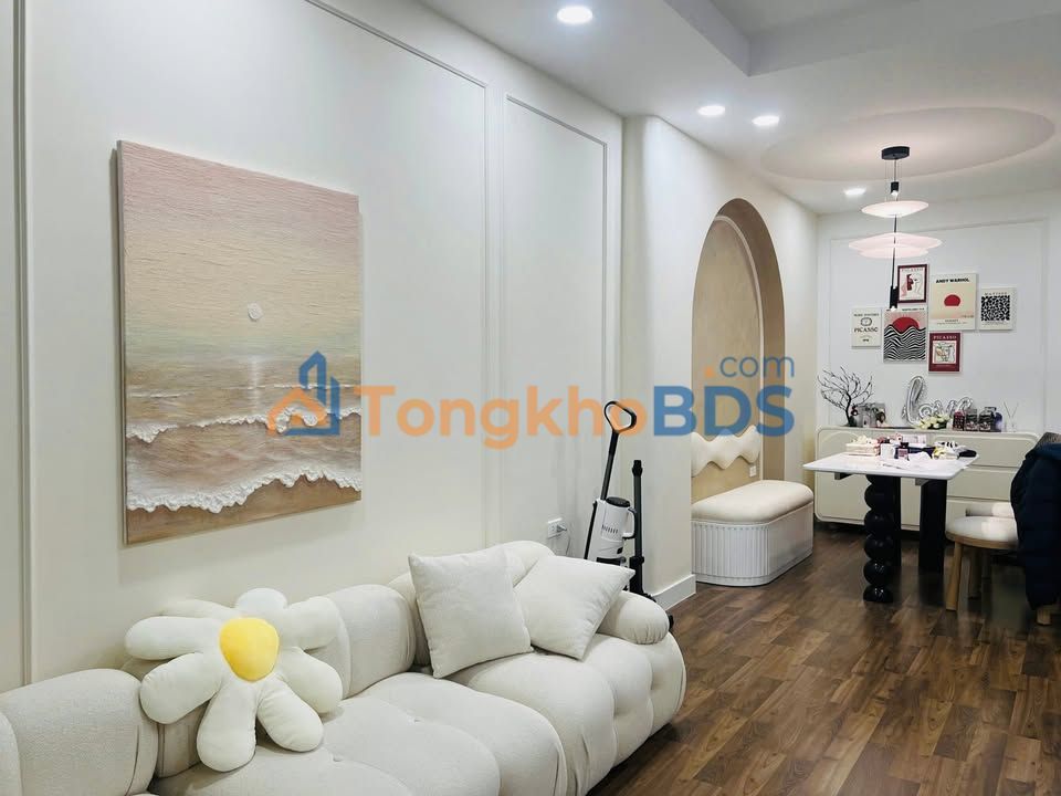 Căn hộ Goldmark City Nam Từ Liêm 83.5m² 6 tỷ - Full nội thất