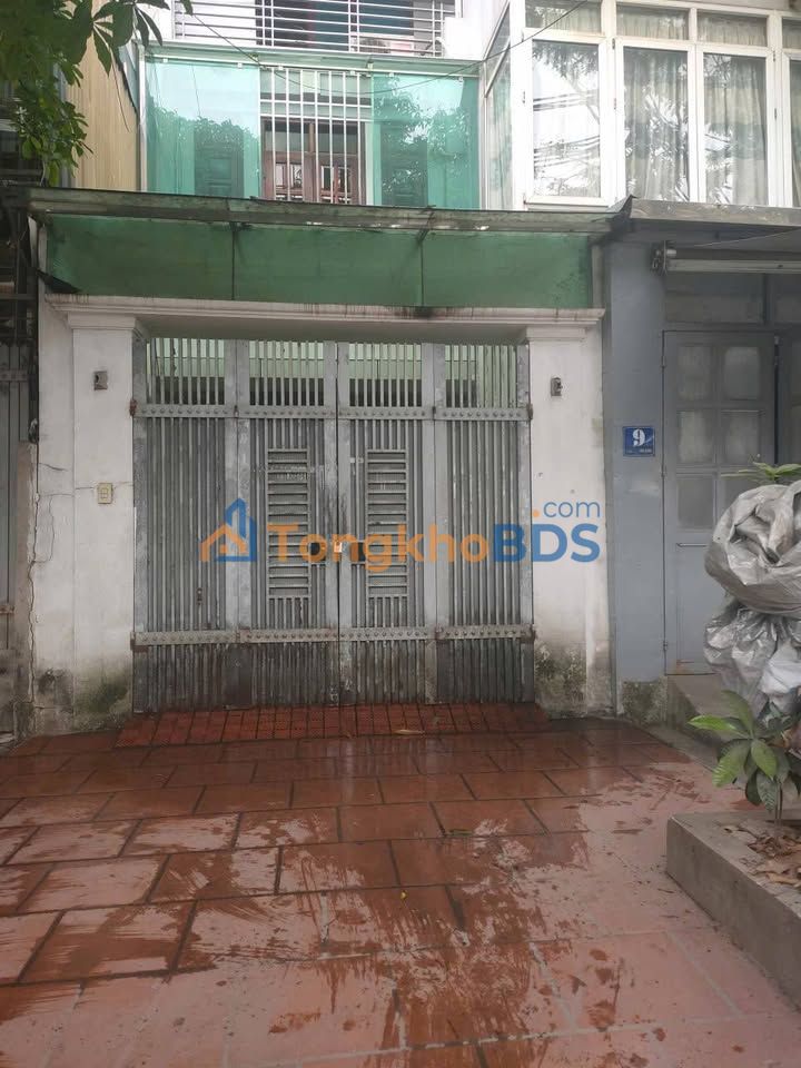 Nhà 3 tầng Triều Khúc 75m² giá 17tr - Sẵn sàng ở ngay