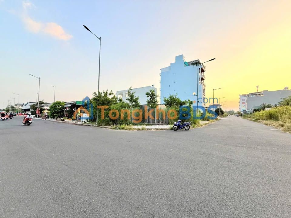 Nền Golden City Nguyễn Thái Học 277m² 9 tỷ - Sổ đỏ chính chủ