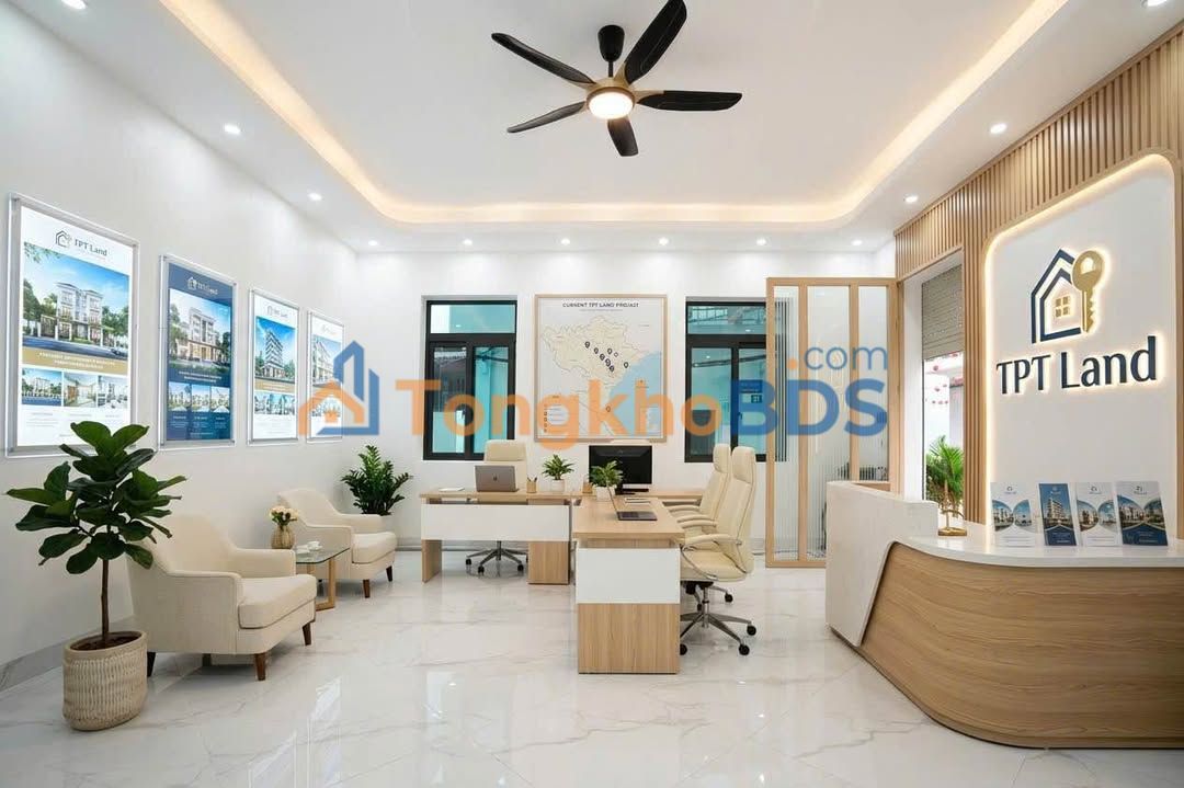 Nhà mặt phố Đề Thám Hoàn Kiếm 56m² 6 tỷ - Ô tô vào tận nhà