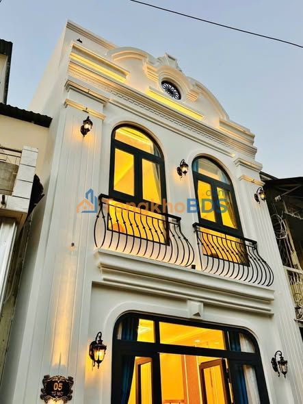 Nhà phố Phan Văn Trị 30m² 6.98 tỷ - Mặt tiền kinh doanh