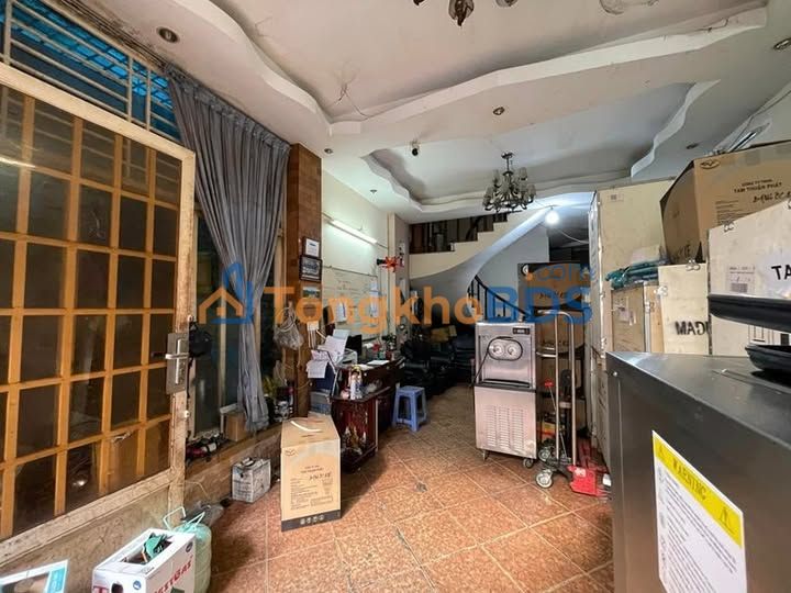 Nhà riêng Lê Văn Sỹ 106m² 13 tỷ - Ô tô vào nhà