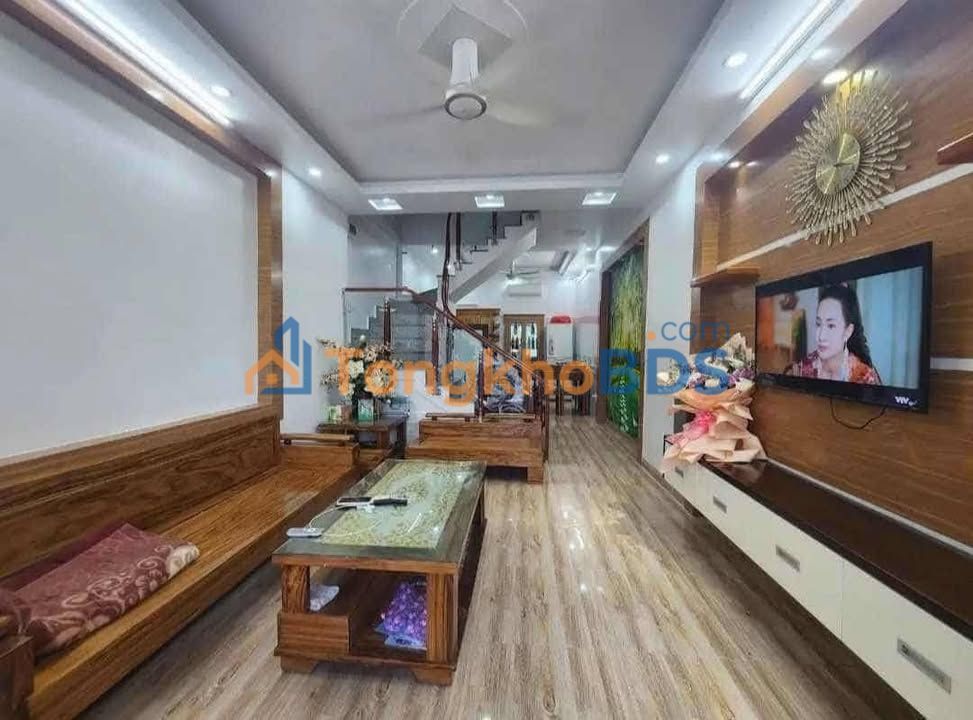 Nhà La Khê Hà Đông 42m² 8.42 tỷ - Sẵn sàng ở ngay