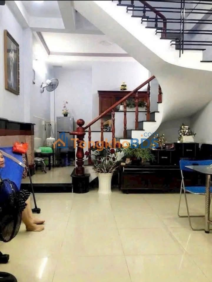 Nhà Bình Tân 50m² giá 4.1 tỷ - Chính chủ bán