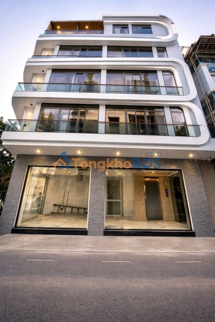 Nhà mặt tiền Bảy Hiền Tân Phú 330m2 - Đường lớn sầm uất