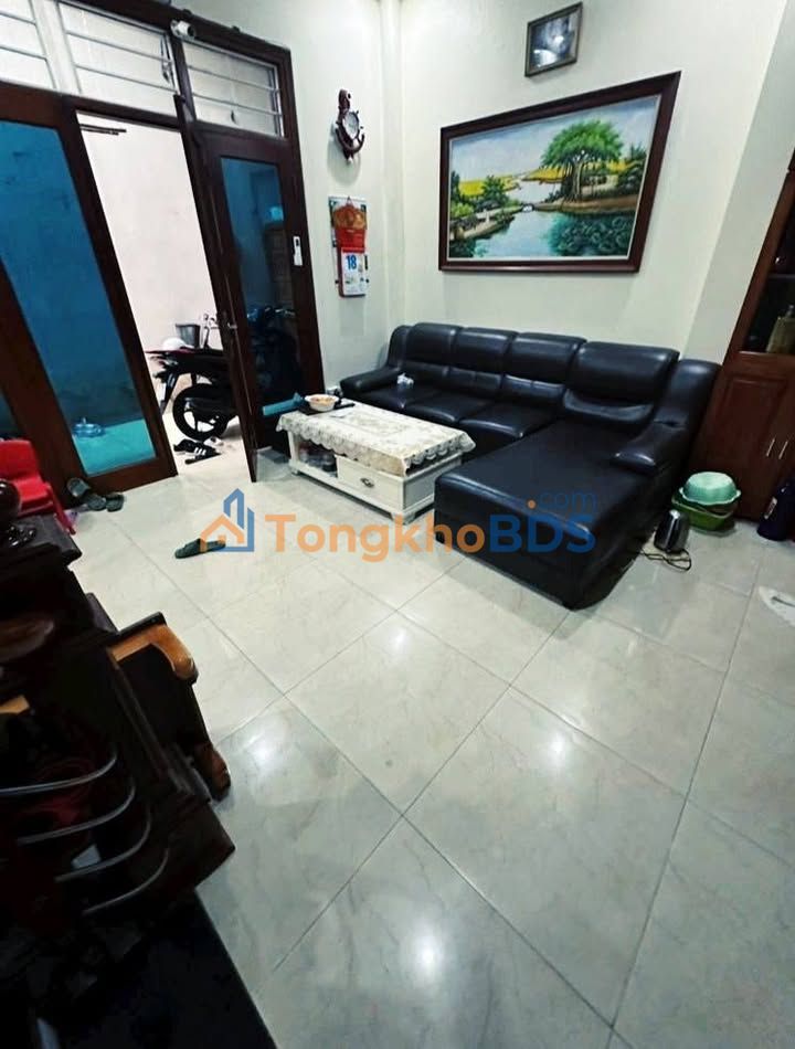 Nhà phố Đại Từ Hoàng Mai 37m² 8 tỷ - Ô tô vào tận nhà