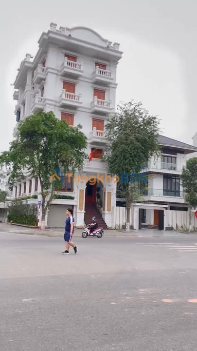 Nhà phố Quang Trung Việt Trì 124m² 25 tỷ - vị trí đắc địa