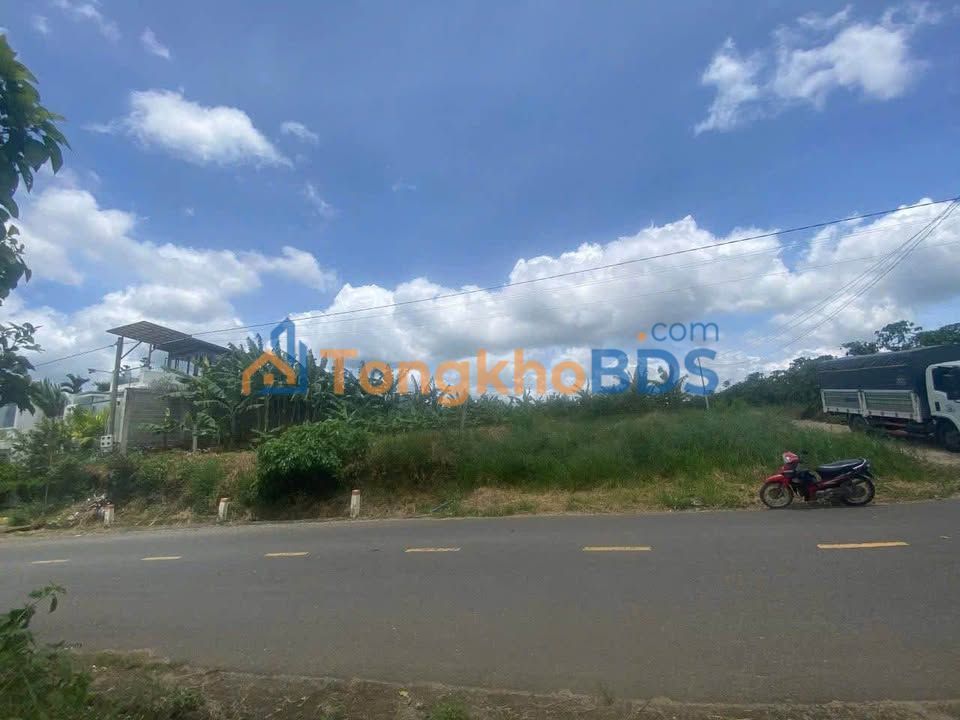 Nhà phố Phạm Văn Đồng Bảo Lộc 110m² 799 triệu - Kinh doanh