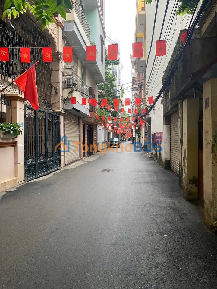 Nhà riêng Xuân Đỉnh 38m² 8.5 tỷ - Ô tô vào tận nhà