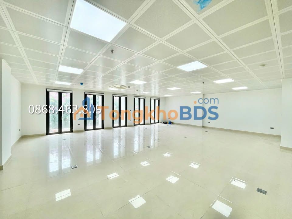 Văn phòng Trần Thái Tông 280m² 70 triệu - Tòa hạng A
