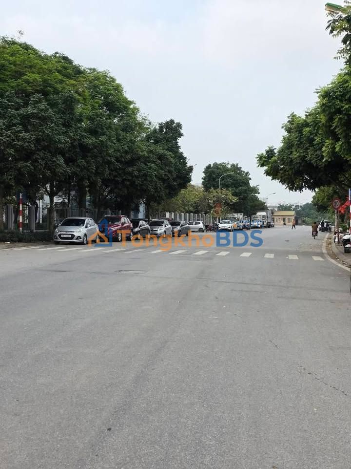 Nhà Phúc Lợi Long Biên 68m² 8.16 tỷ - Ô tô vào tận nhà