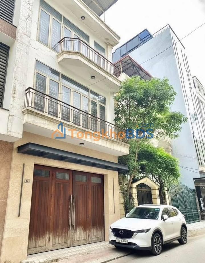 Nhà Trung Kính 122m² 49 tỷ - Chính chủ bán gấp ô tô tránh