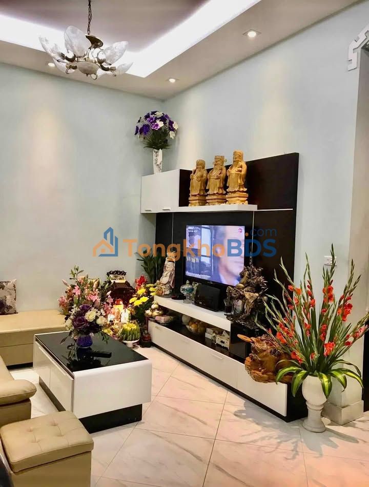 Nhà Ngõ Lan Bá Văn Miếu 35m² - Full nội thất, sẵn ở ngay