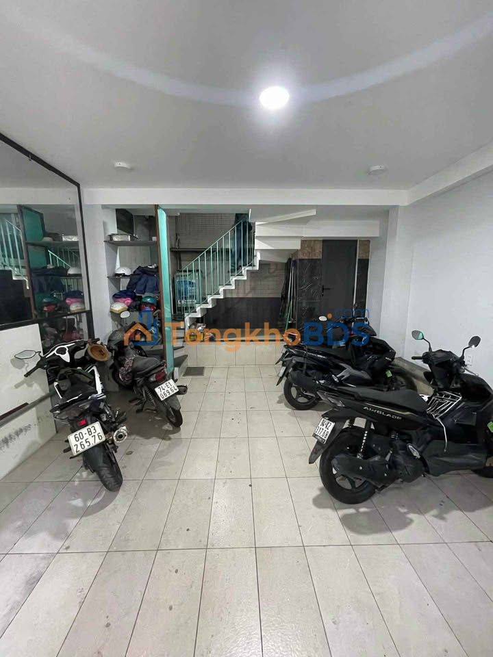 Nhà phố Phạm Ngũ Lão Q1 56m² 11.5 tỷ - Mặt tiền kinh doanh