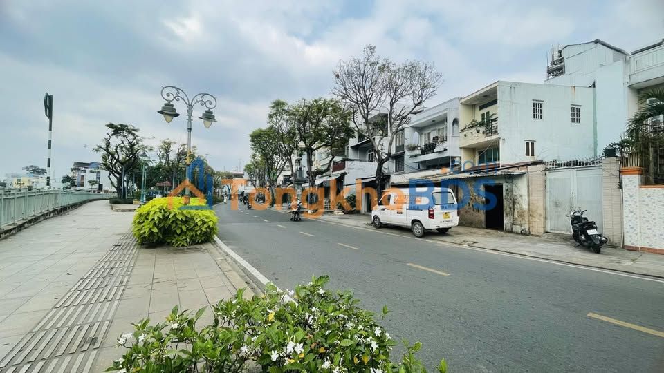 Nhà mặt tiền Lò Gốm Q6 49m² 5,99 tỷ - Ô tô vào tận nhà