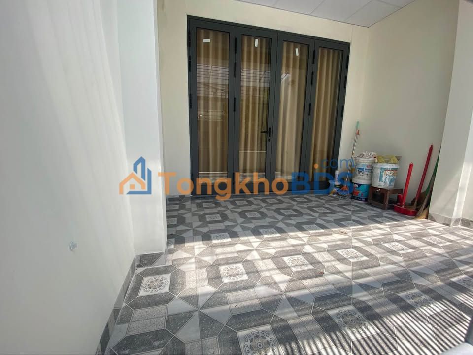 Nhà 2 tầng Nha Trang 100m² 15 triệu - Sẵn sàng ở ngay