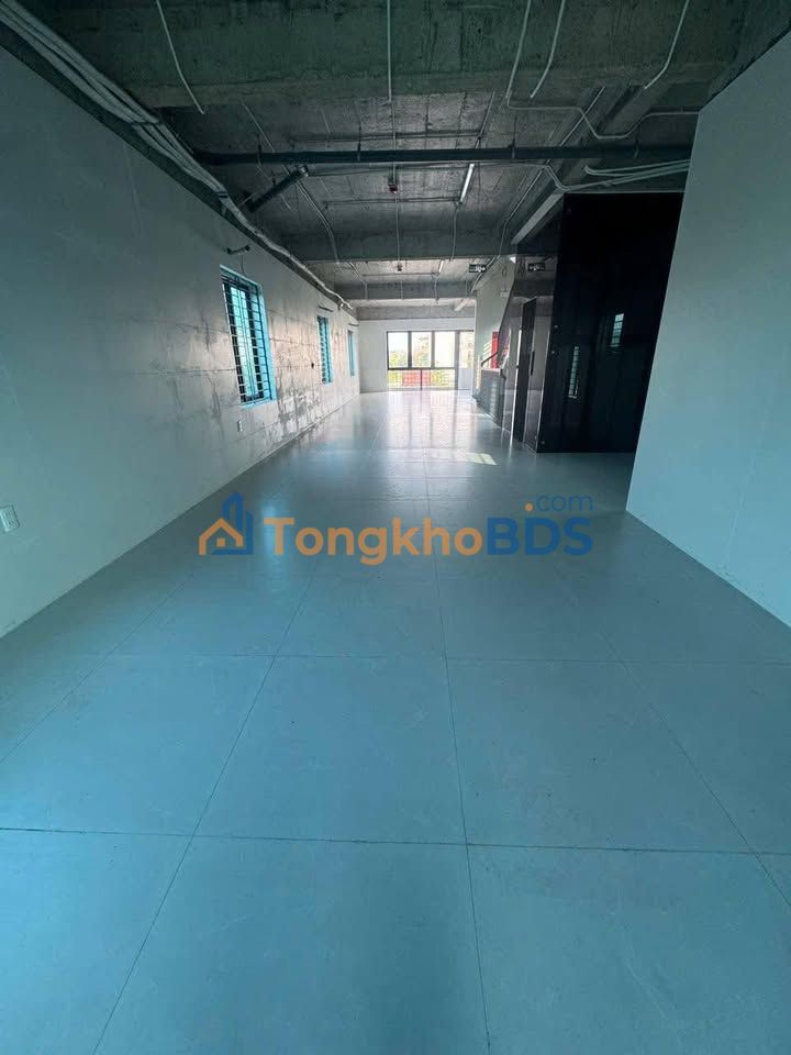 Văn phòng Hưng Bình Vinh 130m²/sàn 8 triệu - Vị trí trung tâm