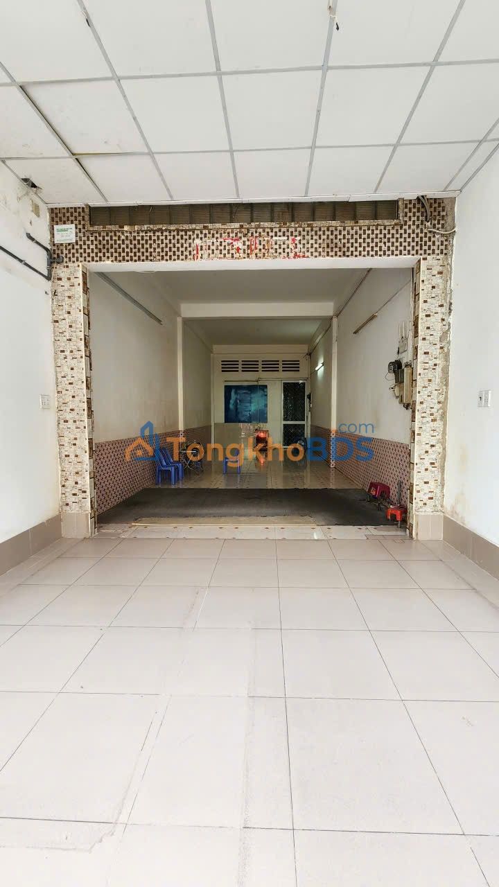 Shop Bùi Viện Q1 56m² 30 triệu - Mặt tiền kinh doanh
