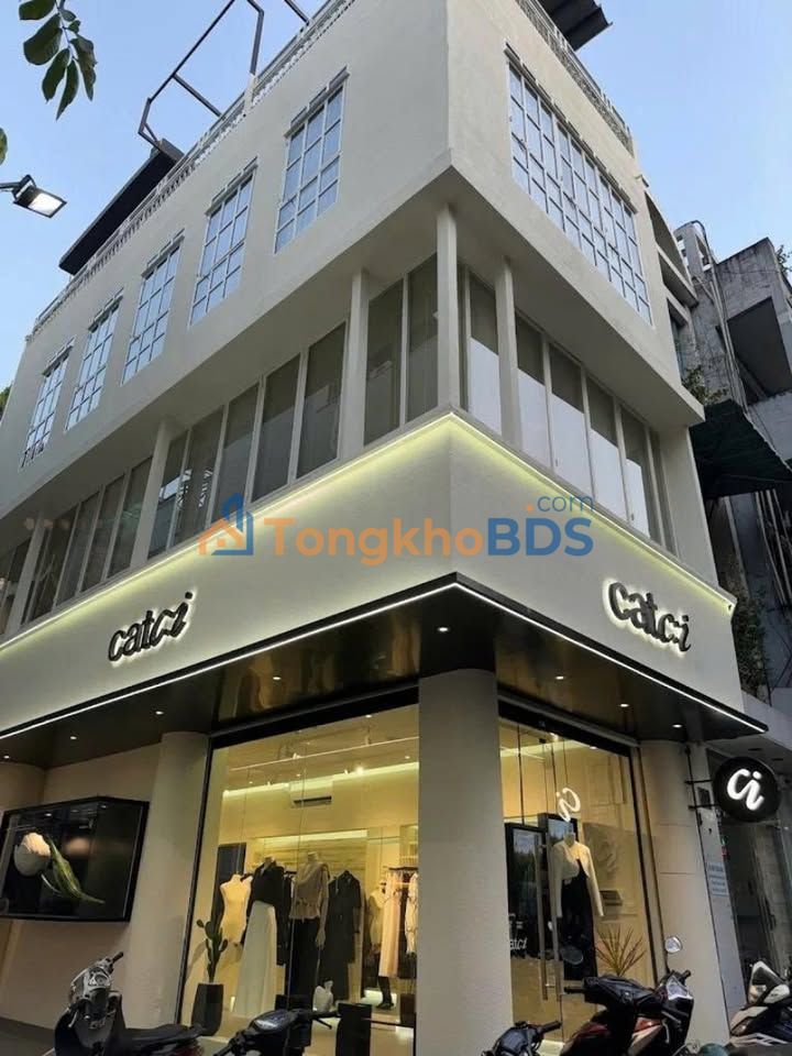 Nhà phố Nguyễn Đình Chiểu Q3 196m² - Mặt tiền kinh doanh