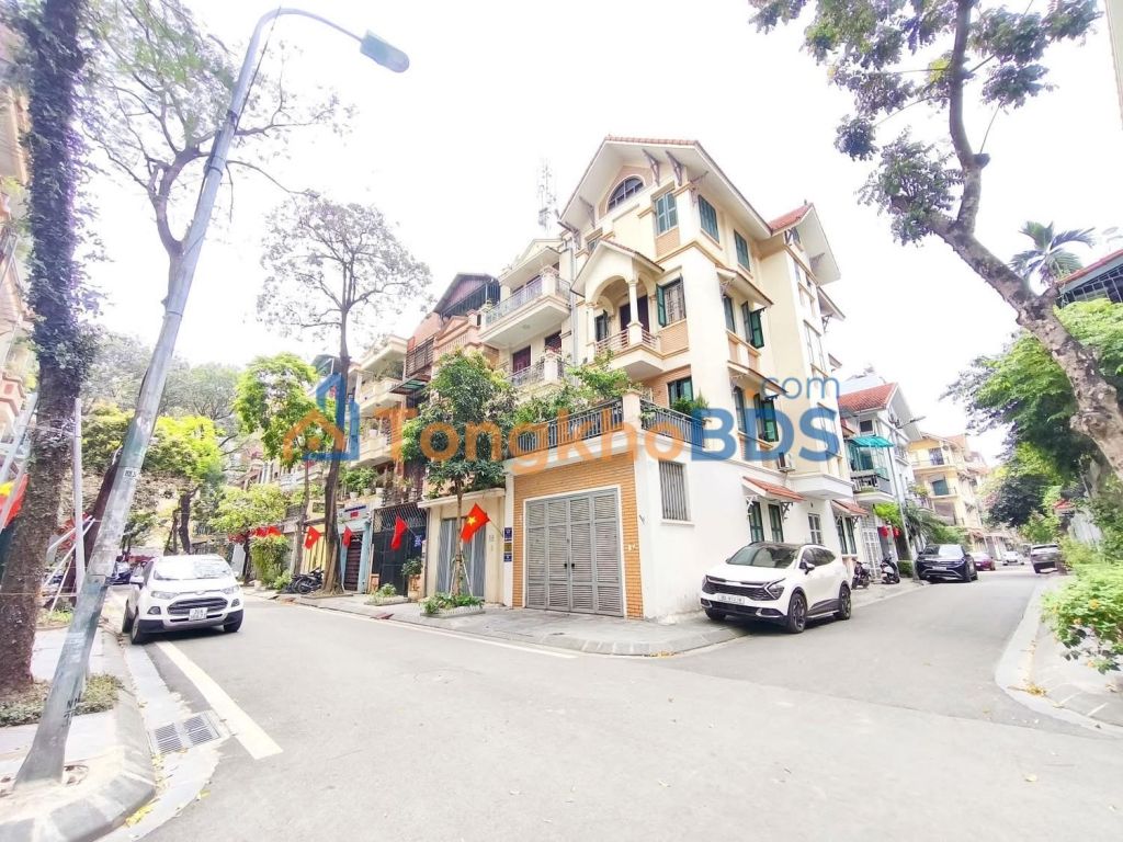 Nhà liền kề Định Công 93m² giá 39.9 tỷ - Ô tô vào nhà