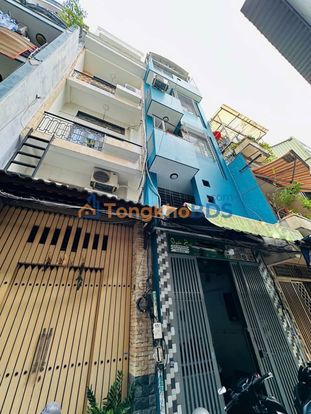 Nhà Vườn Chuối Q3 35m² 8.5 tỷ - Ô tô vào tận nhà