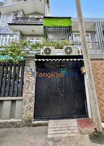 Nha rieng Duong so 9 Go Vap 30m2 2.99 ty - O to vao tan nha