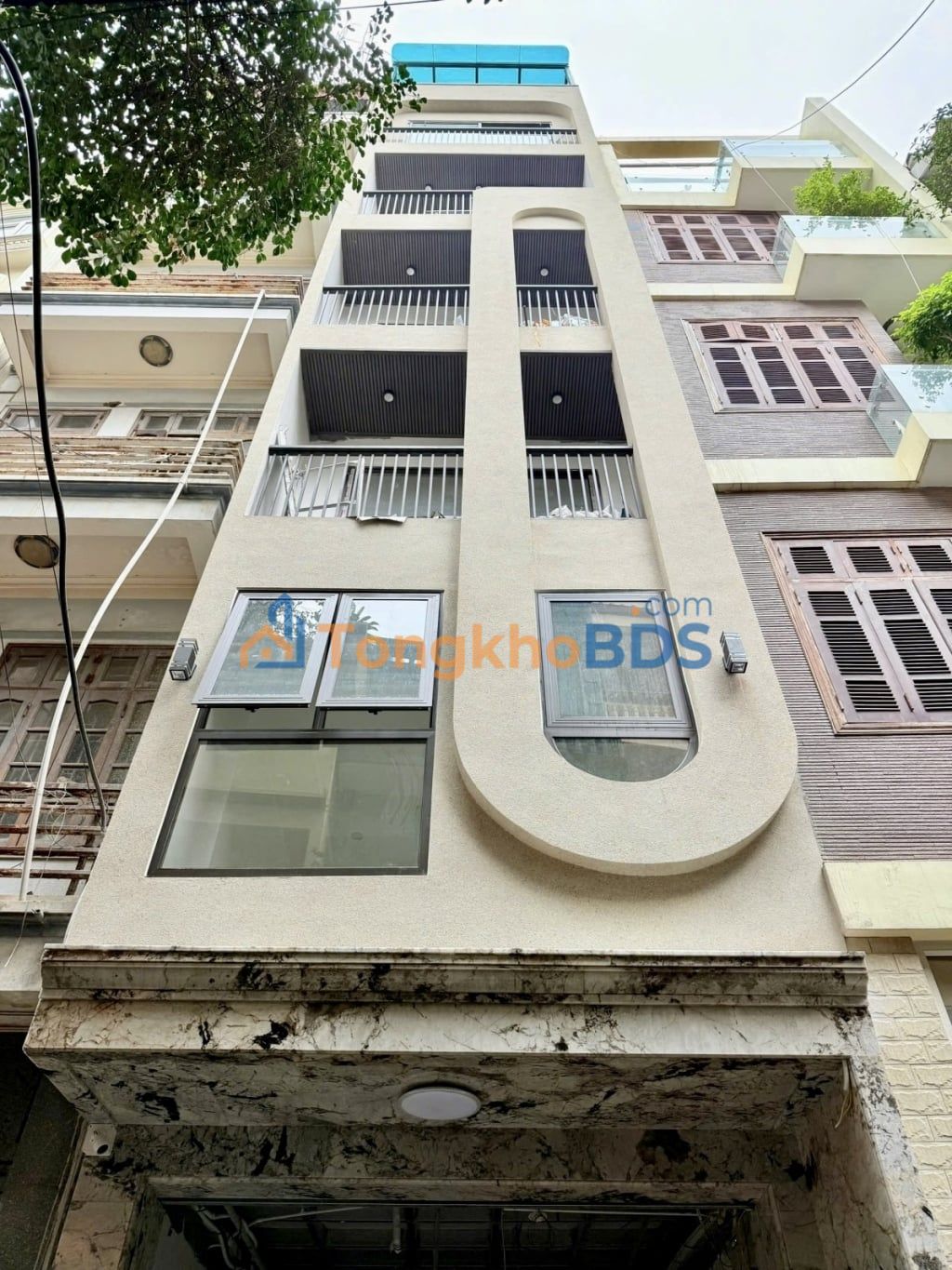 Nhà phố Trung Kính 53m² 29.5 tỷ - Ô tô vào tận nhà