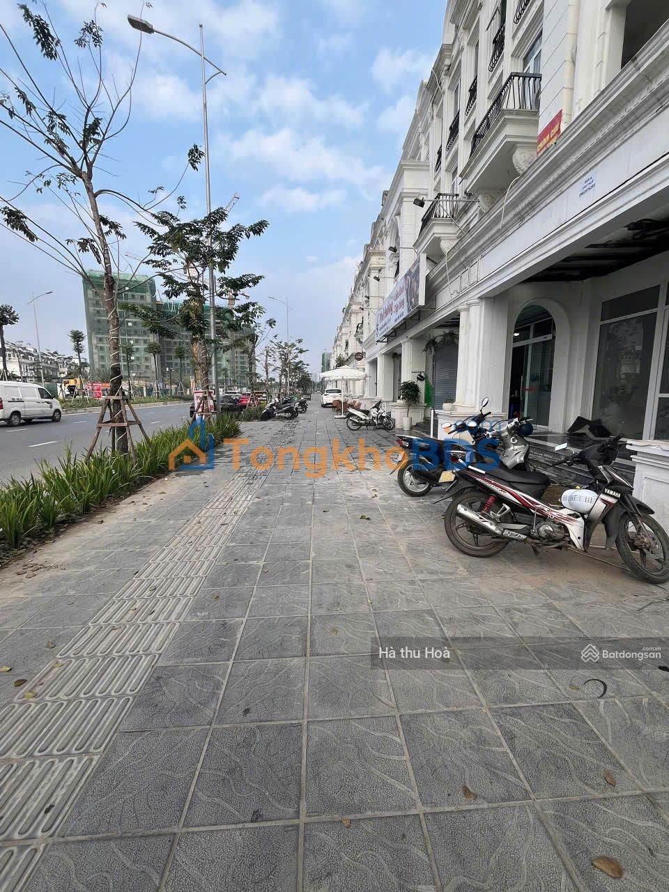 Nhà liền kề Louis City Đại Mỗ 120m² 40 triệu - Ô tô vào tận nhà