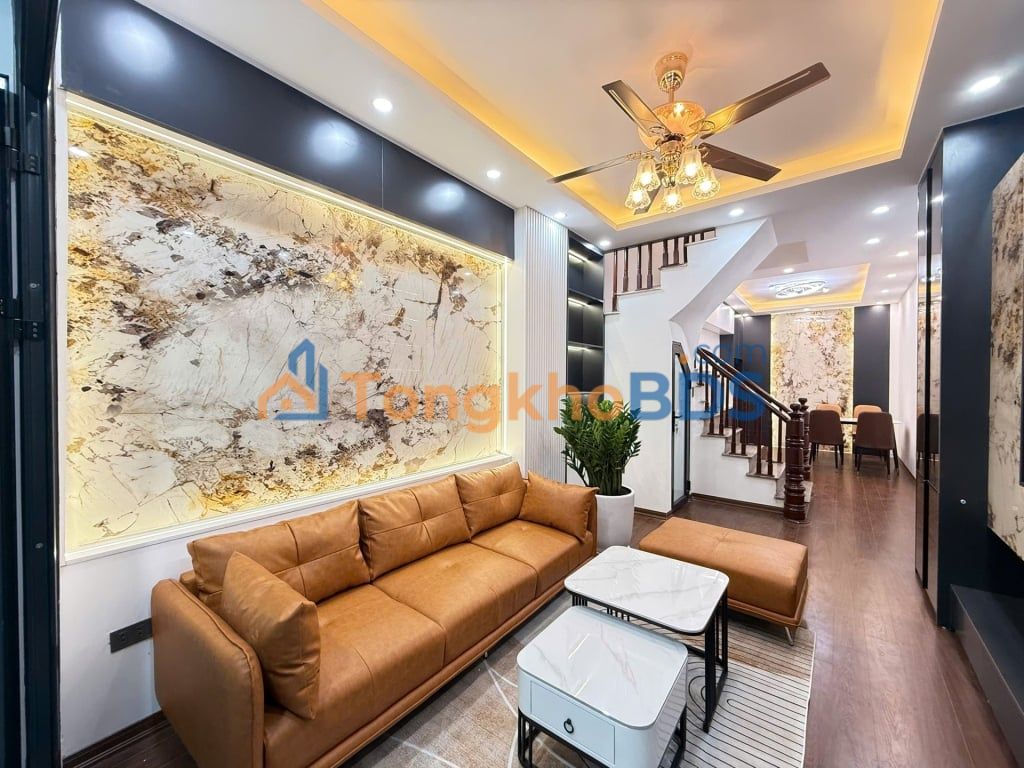 Nhà riêng Tân Triều 38m² giá 9.3 tỷ - Chính chủ bán