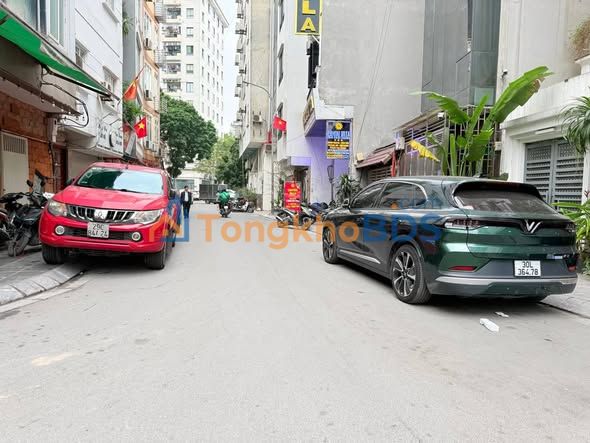 Văn phòng Khúc Thừa Dụ Cầu Giấy 50m² 24.5 tỷ - Tòa hạng A sẵn sàng làm việc