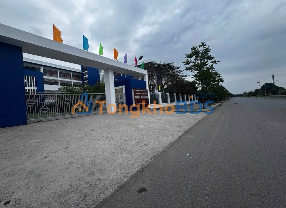 Nhà phố Thượng Thanh 90m² 20.5 tỷ – Mặt tiền kinh doanh