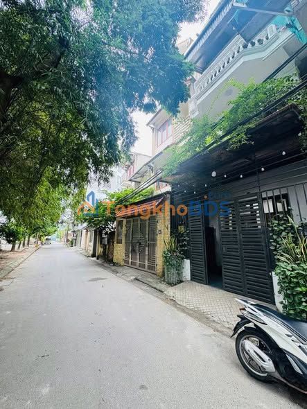 Nhà Thạch Bàn Long Biên 72m² 20 tỷ - Sẵn sàng ở ngay