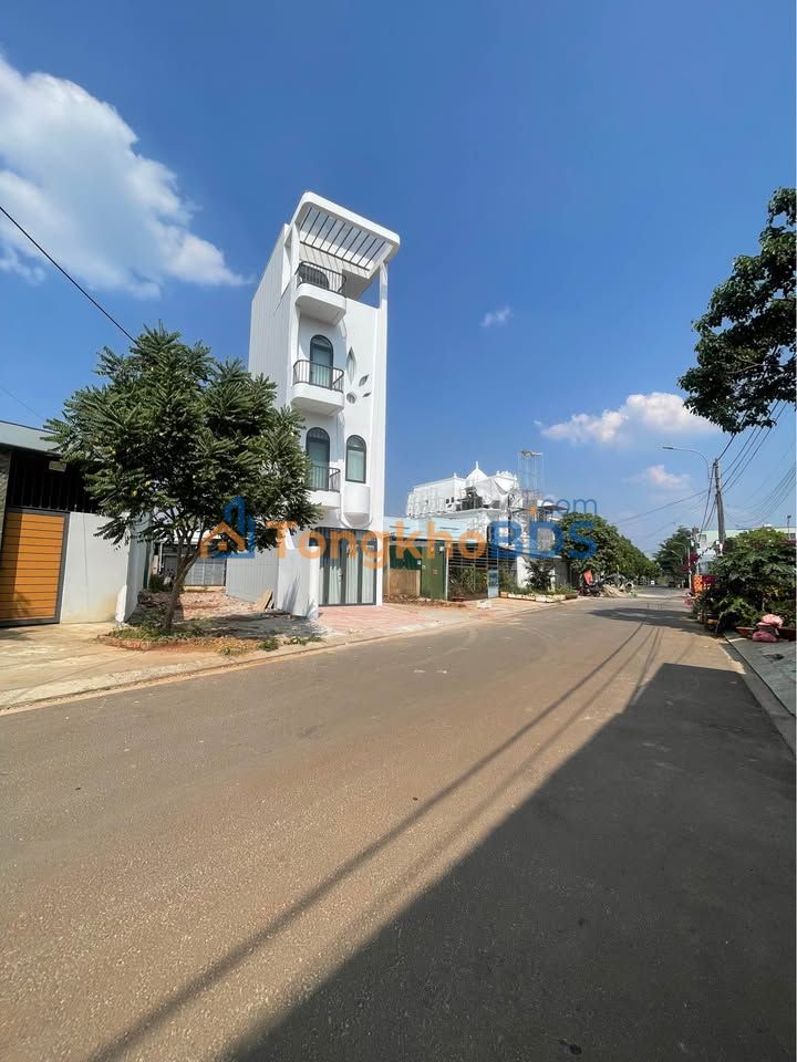 Đất nền Lê Văn Nhiễu Buôn Ma Thuột 103m² 7.25 tỷ - Đất thổ cư 100%