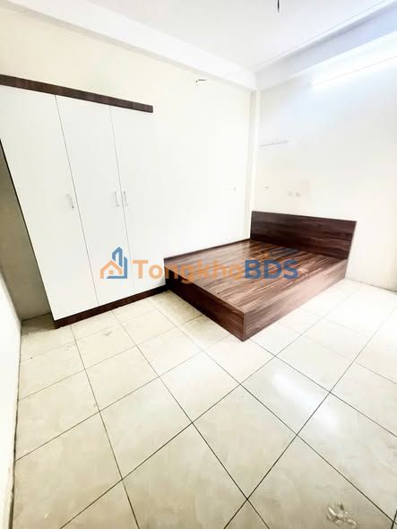 Phòng trọ Ngõ 296 Lĩnh Nam 28m² 2xx triệu - Full nội thất